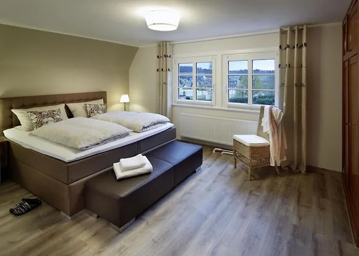 Modern Near Centre * Wallmerod